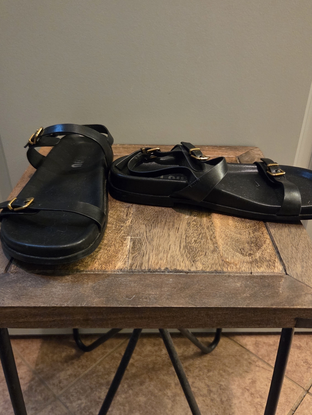 Bibilou Strappy Buckle Sandals